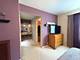 2038 College Green, Elgin, IL 60123