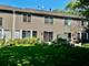 438 Locksley Unit 438, Streamwood, IL 60107
