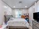 920 Suffolk, Westchester, IL 60154