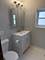 1632 W Nelson Unit 2W, Chicago, IL 60657
