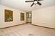 37 N West, Oswego, IL 60543