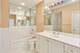 20 Trafalgar Unit 203, Lincolnshire, IL 60069