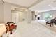 20 Trafalgar Unit 203, Lincolnshire, IL 60069