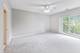 20 Trafalgar Unit 203, Lincolnshire, IL 60069