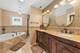 7630 N Oleander, Niles, IL 60714