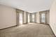 1040 Creekside, Wheaton, IL 60189