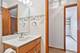 698 Hiawatha, Elgin, IL 60120