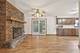 698 Hiawatha, Elgin, IL 60120