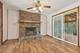 698 Hiawatha, Elgin, IL 60120