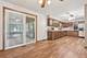 698 Hiawatha, Elgin, IL 60120
