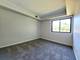 8100 Woodglen Unit 204, Downers Grove, IL 60516