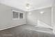 27 S Waiola Unit 103, La Grange, IL 60525