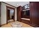536 W Barry, Chicago, IL 60657
