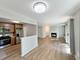 71 Larch Unit B, Schaumburg, IL 60193