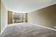 470 Fawell Unit 320, Glen Ellyn, IL 60137