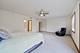 750 Pearson Unit 204, Des Plaines, IL 60016