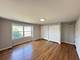 19W147 Avenue Royal, Oak Brook, IL 60523