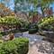 818 W Lill, Chicago, IL 60614