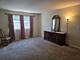 712 W Highland Unit 4, Elgin, IL 60123