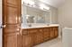 600 Stone Brook Unit 600, Elk Grove Village, IL 60007