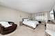 440 Raintree Unit 1D, Glen Ellyn, IL 60137