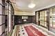220 N Oak Park Unit 3V, Oak Park, IL 60302