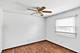 7 Woodmar, Streamwood, IL 60107