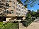 539 W Stratford Unit 202, Chicago, IL 60657