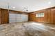 92-88 N Airlite, Elgin, IL 60123
