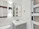 2006 W Farwell, Chicago, IL 60645