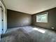 454 Esselen, Carol Stream, IL 60188