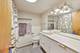 222 N Grove Unit 2D, Oak Park, IL 60302