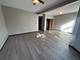 5852 S King Unit 2, Chicago, IL 60637