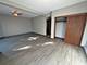 5852 S King Unit 2, Chicago, IL 60637