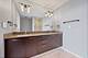 1550 W Cornelia Unit 403, Chicago, IL 60657
