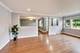 811 S Na Wa Ta, Mount Prospect, IL 60056