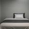 4957 W Iowa, Chicago, IL 60651