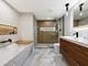 6207 N Hiawatha, Chicago, IL 60646