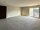 701 W Central Unit B3, Mount Prospect, IL 60056