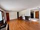 911 Kenmore, Rockford, IL 61108