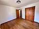 911 Kenmore, Rockford, IL 61108