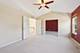 7046 Nathan, Carpentersville, IL 60110