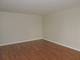 2275 Country Club Unit 25, Woodridge, IL 60517