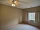 801 N Mclean Unit 122, Elgin, IL 60123