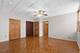 620 W Belmont Unit 402, Chicago, IL 60657