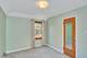 1816 Manchester, Westchester, IL 60154