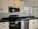539 N Milwaukee Unit 4, Libertyville, IL 60048