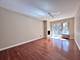435 W Oakdale Unit 2E, Chicago, IL 60657