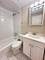435 W Oakdale Unit 2E, Chicago, IL 60657