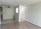 10B E Dundee Quarter Unit 301, Palatine, IL 60074